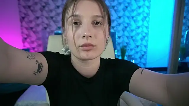 VikVikLove online show from 20, 5, 2026