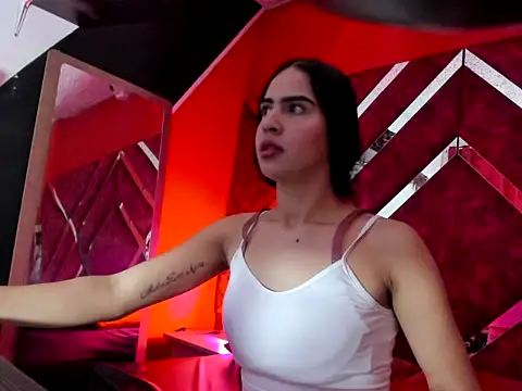 Nathacha bliss online show from 13, 4, 2026