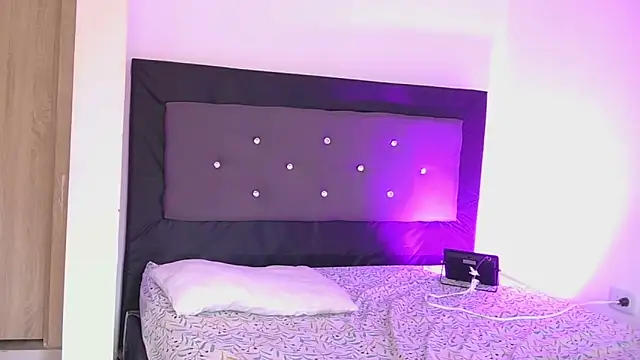 mijoprietosex online show from 18, 5, 2026