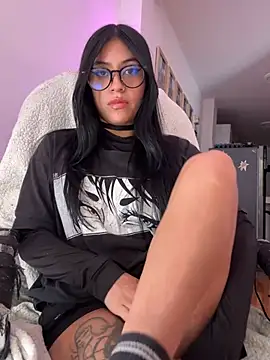 Kattze  online show from 14, 4, 2026