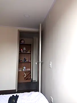 celeste beacker online show from 14, 4, 2026