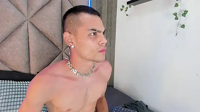 RomeoBoselli   online show from 9, 4, 2026