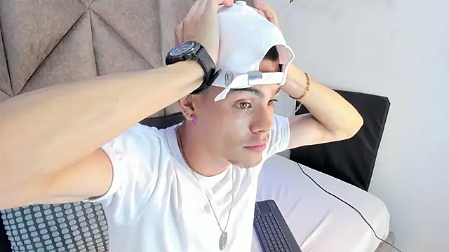 RomeoBoselli   online show from 10, 4, 2026