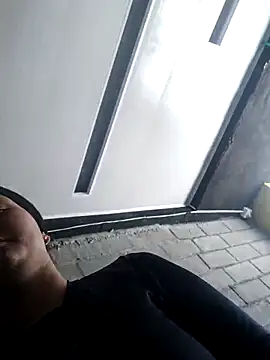 paola daza online show from 9, 4, 2026