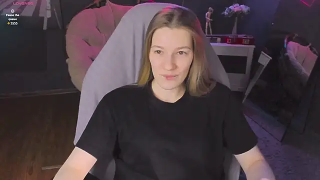 Vanessa   Lui online show from 10, 4, 2026