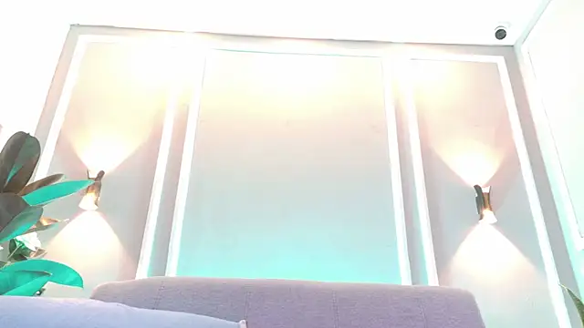 milurousse online show from 12, 4, 2026