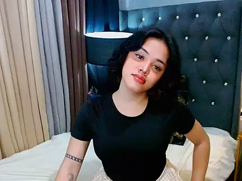 yhanachoii online show from 18, 6, 2026