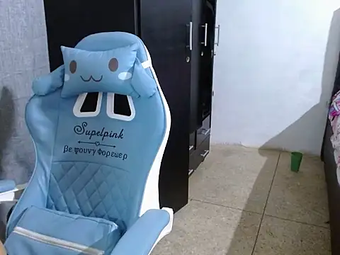 nathasha Angi online show from 12, 4, 2026