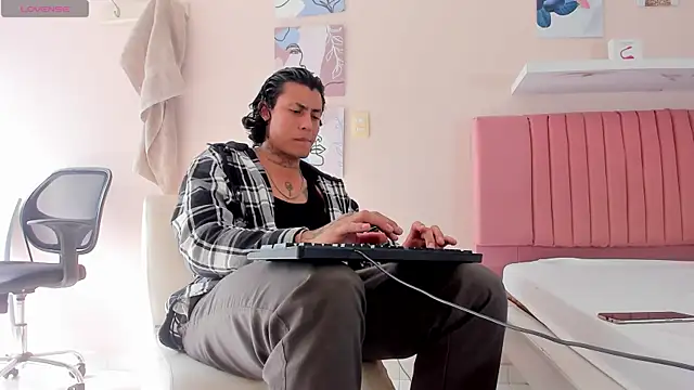 Damian Romanoff online show from 28, 4, 2026