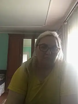 AureliaSky598 online show from 24, 5, 2026