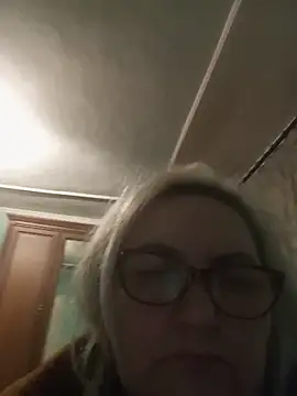 AureliaSky598 online show from 17, 5, 2026