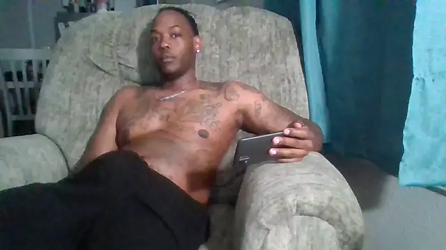Snapshot of zdaddymm chatting on 28, 5, 2026 zdaddymm online show from 28, 5, 2026