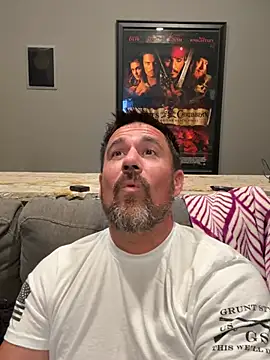 Snapshot of Farrahanddaddy chatting on 18, 7, 2026 Farrahanddaddy online show from 18, 7, 2026