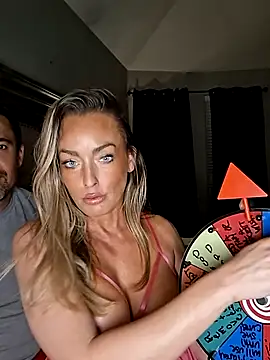 Farrah Fantasy online show from 14, 4, 2026