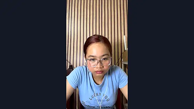 SheenaMcbrien online show from 12, 4, 2026