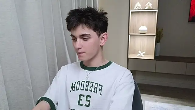 Snapshot of alexander_18_xxl chatting on 28, 6, 2026 alexander 18 xxl online show from 28, 6, 2026