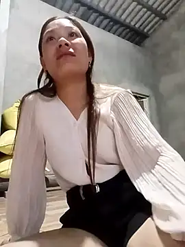 mia0033 online show from 11, 5, 2026