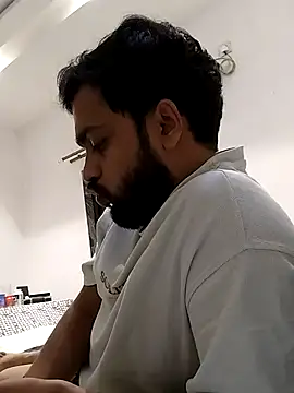 hornydaddy 21 online show from 16, 4, 2026