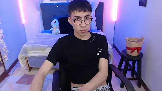 Snapshot of Andy_Norton chatting on 15, 4, 2026 Andy Norton online show from 15, 4, 2026