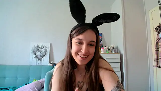 RiannaBrown online show from 25, 5, 2026