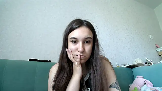RiannaBrown online show from 18, 6, 2026