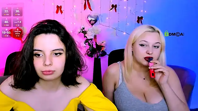 mia mooon  online show from 12, 5, 2026