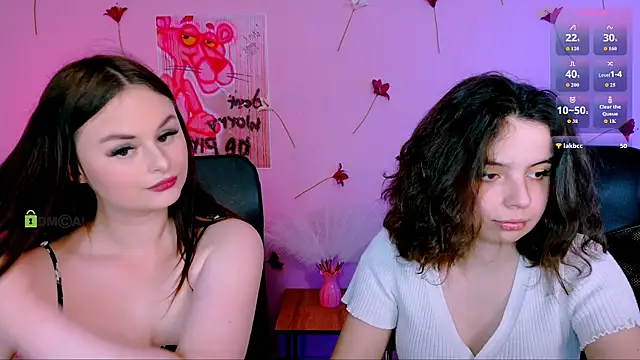 mia mooon  online show from 3, 6, 2026