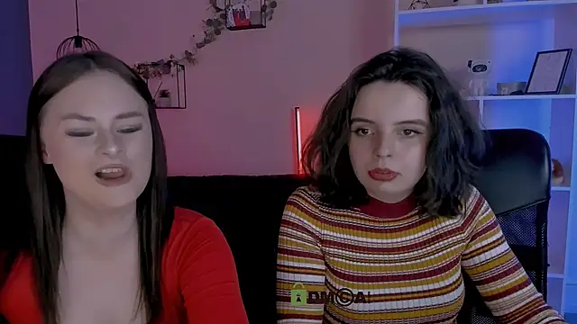 mia mooon  online show from 3, 5, 2026