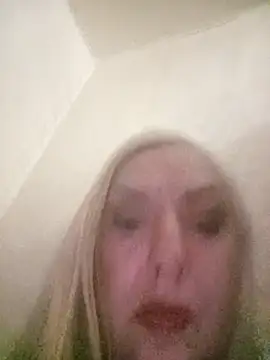 Snapshot of Julia20X chatting on 12, 4, 2026 Julia20X online show from 12, 4, 2026