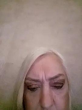 Julia20X online show from 16, 4, 2026