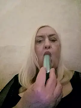 Julia20X online show from 21, 4, 2026