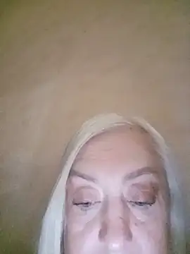 Snapshot of Julia20X chatting on 2, 6, 2026 Julia20X online show from 2, 6, 2026