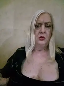 Julia20X online show from 25, 5, 2026