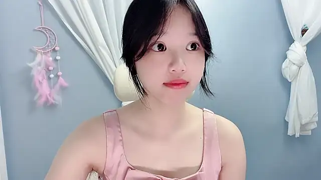 Xiaoqing00 online show from 20, 6, 2026