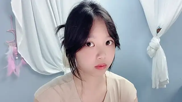 Xiaoqing00 online show from 25, 6, 2026