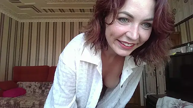 Allice Honey online show from 4, 5, 2026