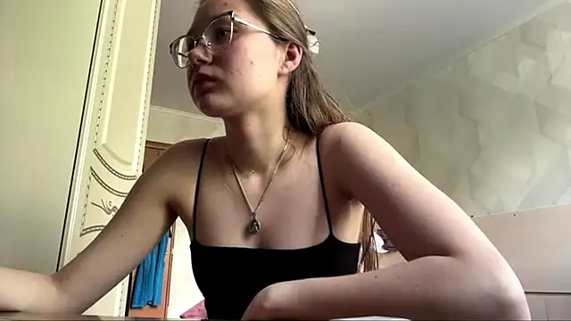 Snapshot of UncaringArtery chatting on 15, 6, 2026 UncaringArtery online show from 15, 6, 2026