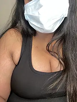 Snapshot of Desifiregirl chatting on 23, 4, 2026 Desifiregirl online show from 23, 4, 2026