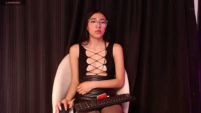 Violett1126 online show from 2, 7, 2026