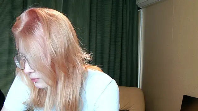 Lily Spark  online show from 9, 5, 2026