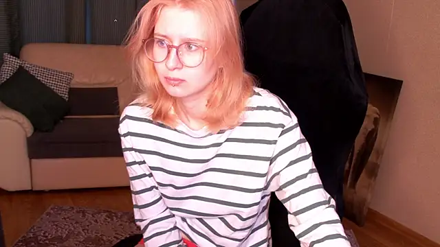 Lily Spark  online show from 15, 5, 2026