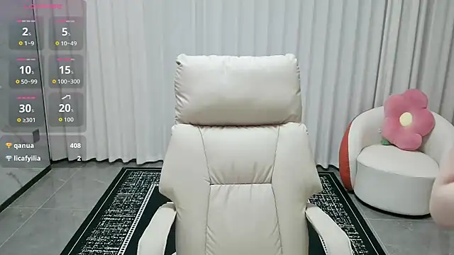 Snapshot of LUNYI-CC chatting on 17, 6, 2026 LUNYI-CC online show from 17, 6, 2026