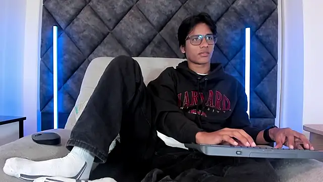 LiamKron online show from 26, 5, 2026