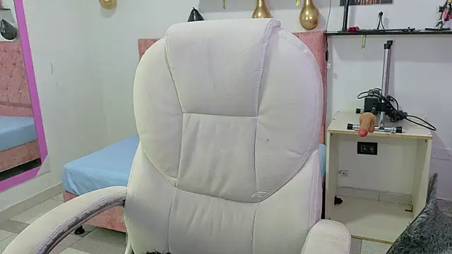 VelinaHoney online show from 17, 7, 2026