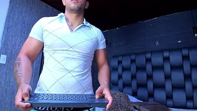 alangreek1 online show from 6, 5, 2026