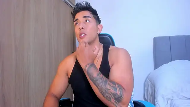 Snapshot of alangreek1 chatting on 10, 4, 2026 alangreek1 online show from 10, 4, 2026