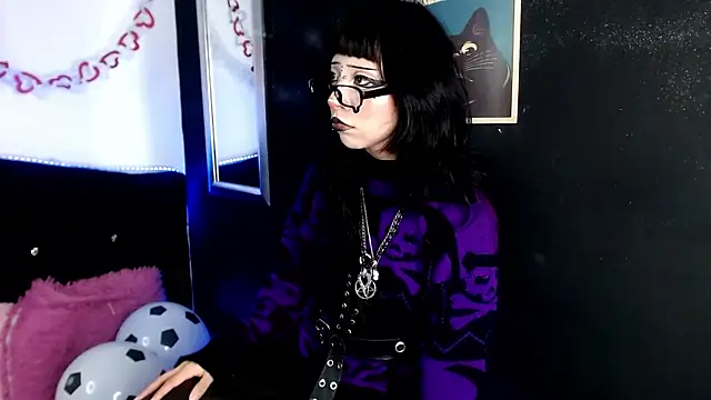 KiomyVamp online show from 4, 6, 2026