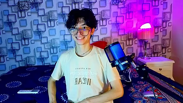 Snapshot of Twink_Sebas7 chatting on 26, 4, 2026 Twink Sebas7 online show from 26, 4, 2026