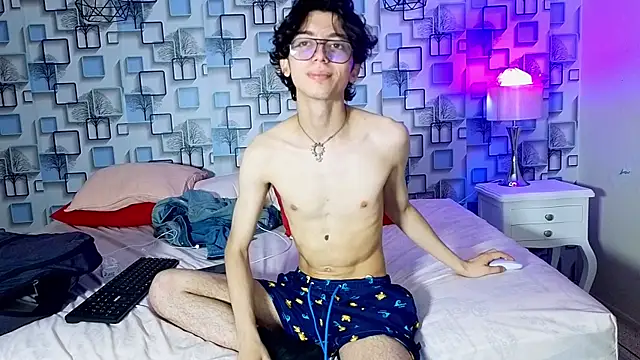 Snapshot of Twink_Sebas7 chatting on 23, 5, 2026 Twink Sebas7 online show from 23, 5, 2026