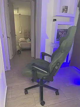 Snapshot of Thiago___ chatting on 11, 4, 2026 Thiago online show from 11, 4, 2026